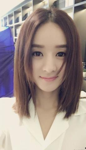 娱乐圈自拍女明星,镜头下的美丽瞬间与生活点滴